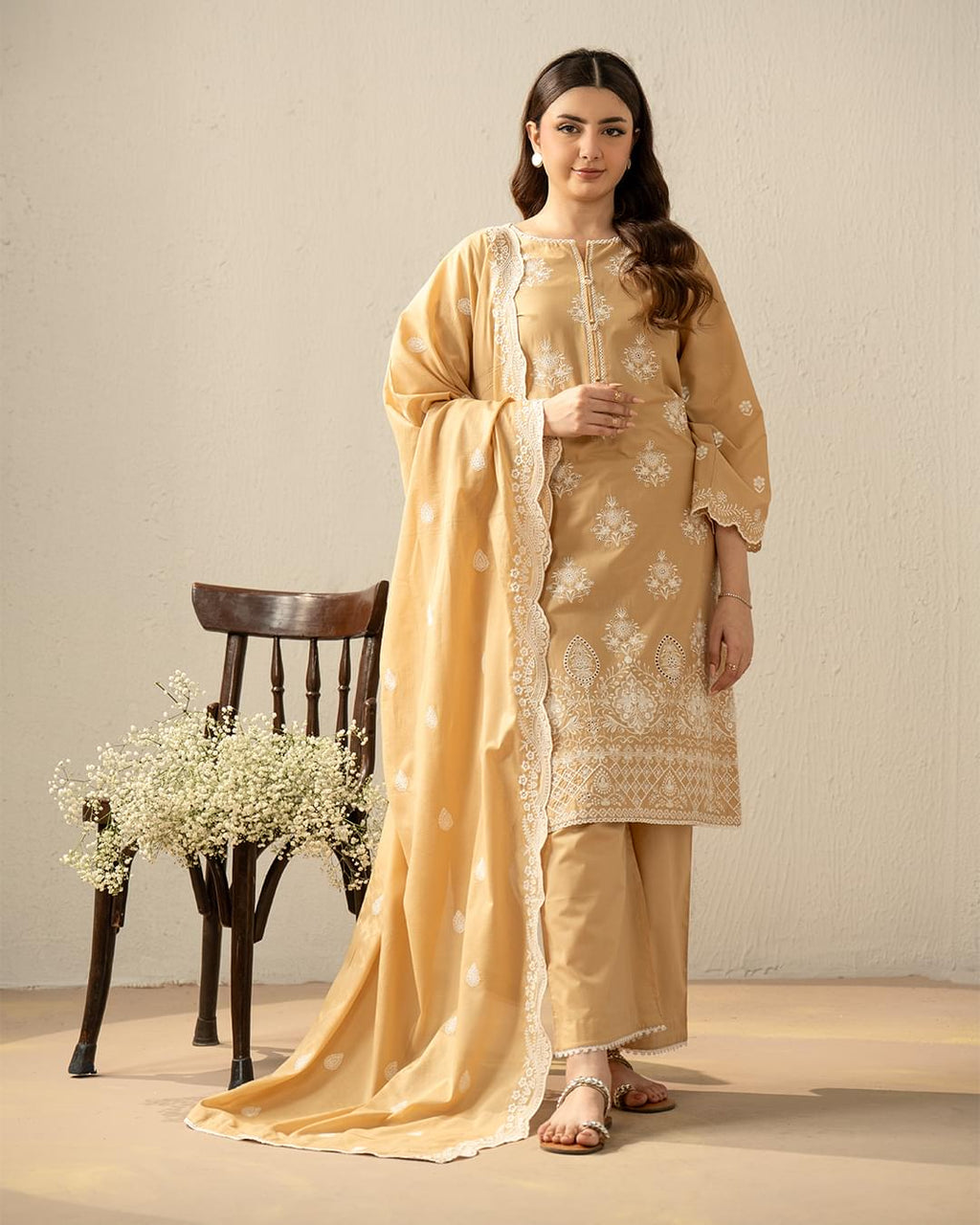 ZARYAN BRAND – Women's Premium Black Embroidered 3-Piece Lawn Suit with Printed Dupatta