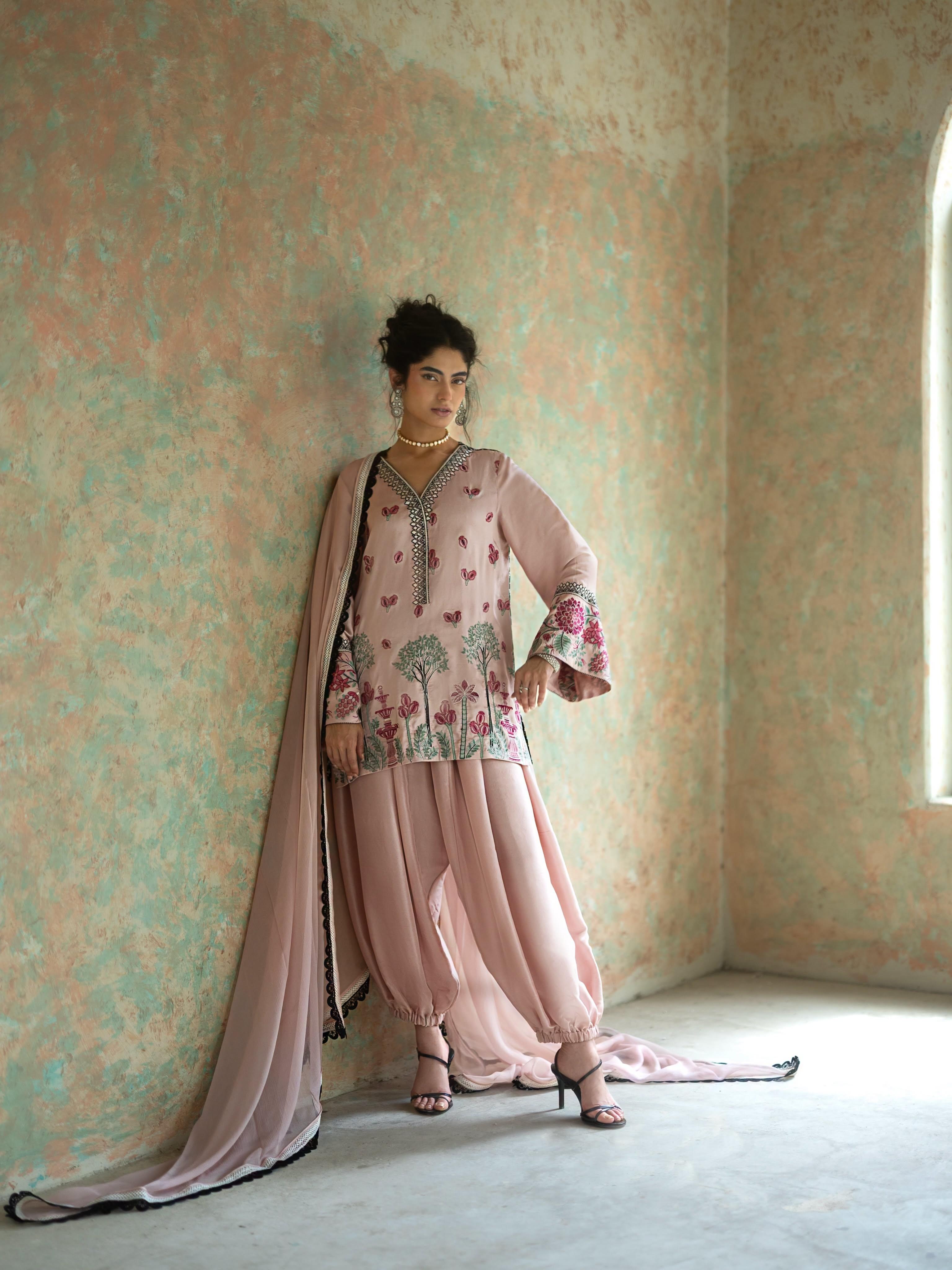 ZARYAN BRAND – Women's Blush Pink Embroidered 3-Piece Luxury Lawn Suit with Chiffon Dupatta