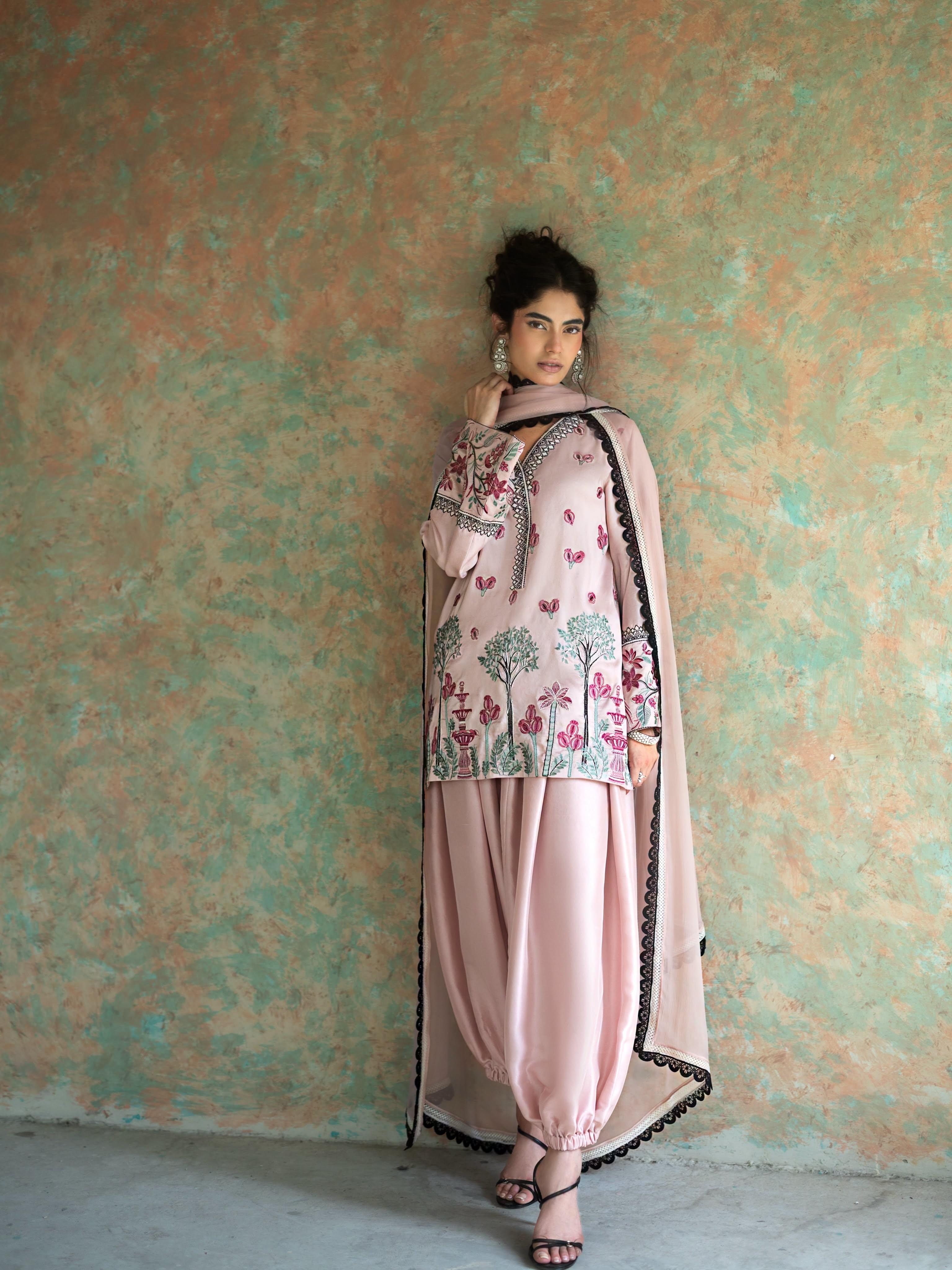 ZARYAN BRAND – Women's Blush Pink Embroidered 3-Piece Luxury Lawn Suit with Chiffon Dupatta