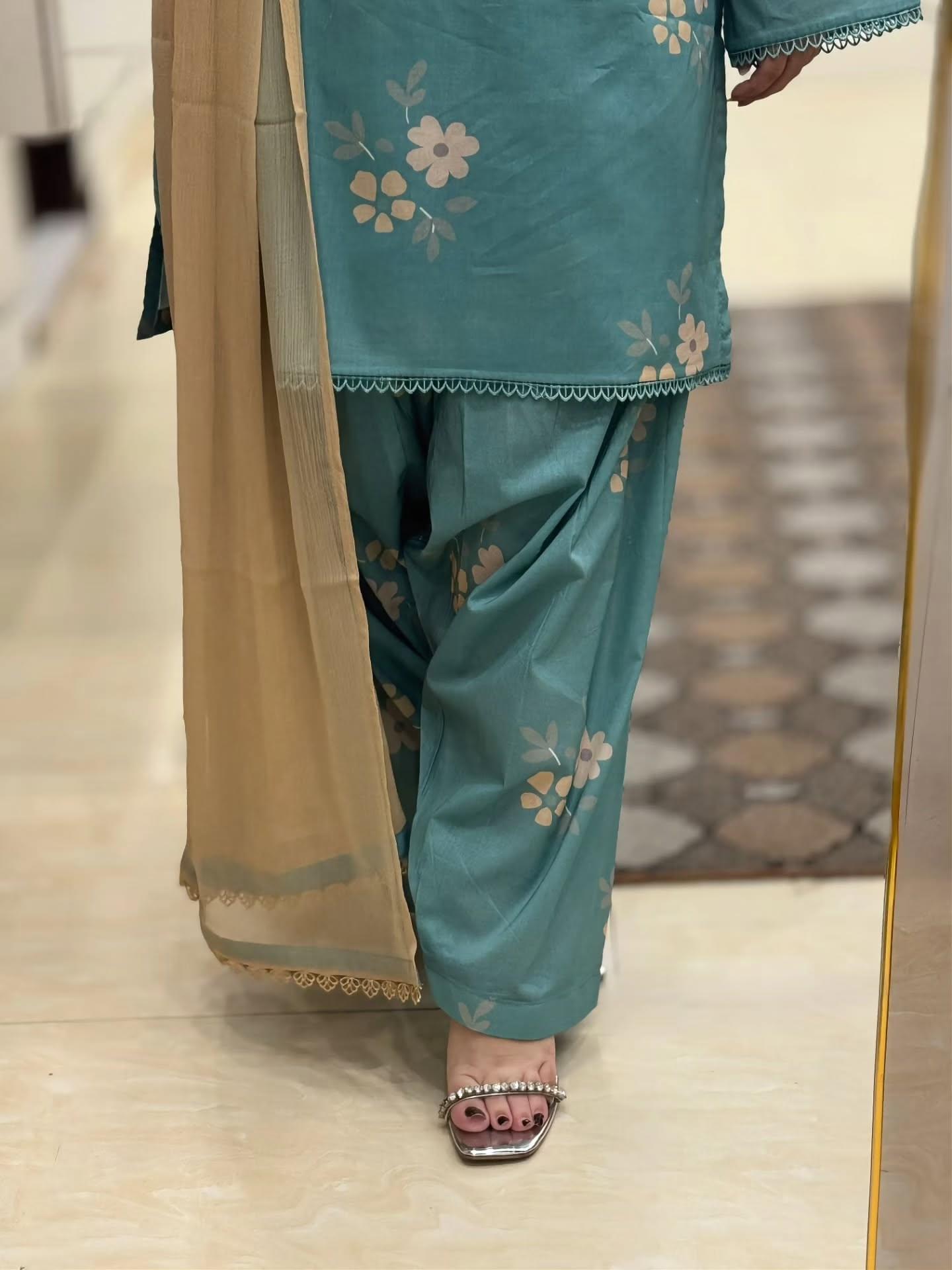ZARYAN Brand Sky Blue Floral Printed Women's 3-Piece Shalwar Kameez Set with Chiffon Dupatta