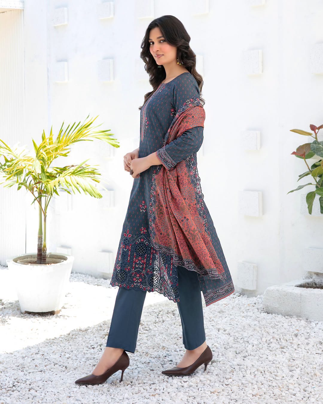 ZARYAN BRAND Women's 3-Piece Printed Lawn Suit – Charcoal Grey with Rust Printed Dupatta