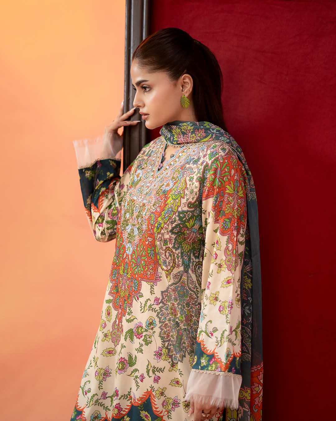 Multicolor Printed Premium 3 Piece Lawn Suit – Elegant Pakistani Women's Wear